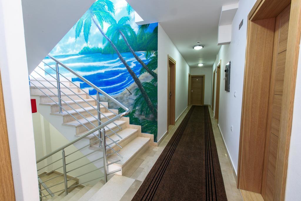 Hotel Akapulco Sutomore Luaran gambar
